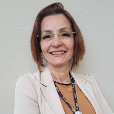 Tânia Aparecida Pinto de Castro Ferreira